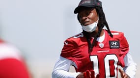 DeAndre Hopkins, receveur des Arizona Cardinals, a évoqué l'idée d'une retraite devant les règles NFL pour les non-vaccinés contre le Covid
