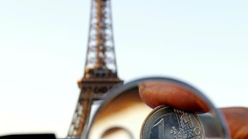 François Hollande, qui a pendant toute sa campagne plaidé pour une hypothétique relance de la croissance au niveau européen, devra trouver en France les moyens de stimuler l'économie, au risque de devoir partiellement renoncer à son programme. /Photo d?ar