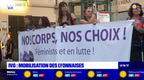Lyon: plus de 400 femmes rassemblées pour défendre le droit à l'avortement