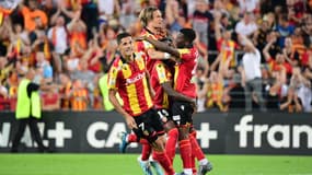 Lens