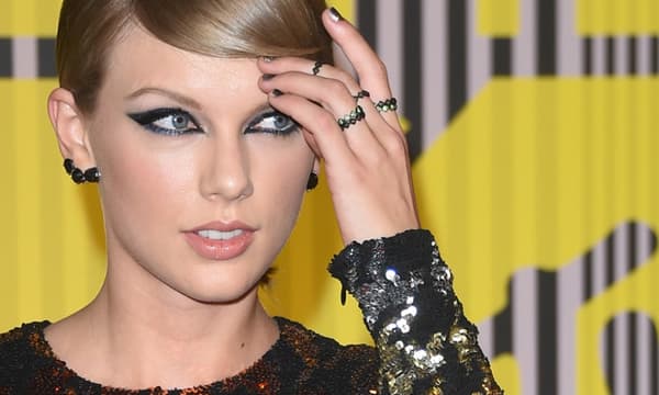La chanteuse Taylor Swift aux MTV VMA en 2015.