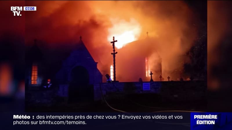 Incendie d'une église à Bringolo dans les Côtes-d'Armor: les pompiers 