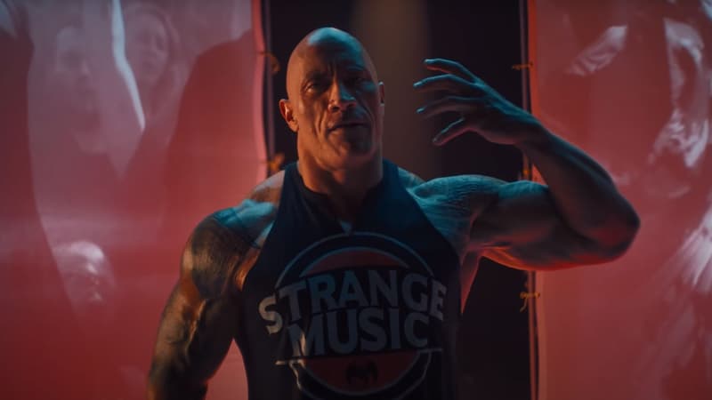Dwayne Johnson dans le clip "Face Off"