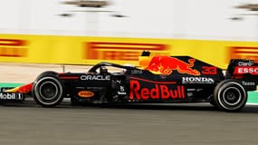 Max Verstappen sur le circuit du GP du Qatar, à Doha 19 novembre 2021