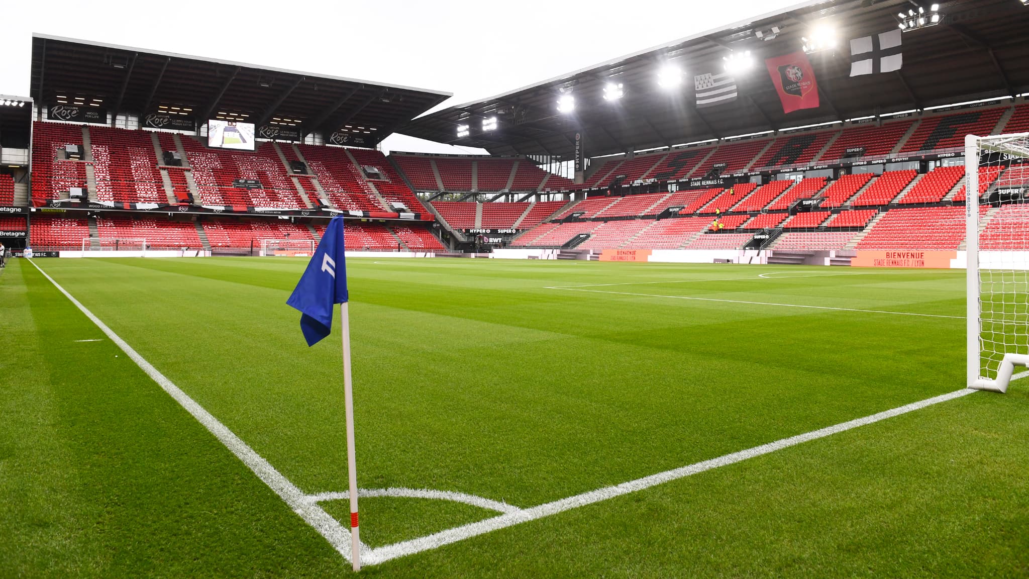 UNE GRANDE PREMIÈRE EN PRO D2: LE CHOC ENTRE LE VANNES ET GRENOBLE AU ROAZHON PARK EN PRIME TIME