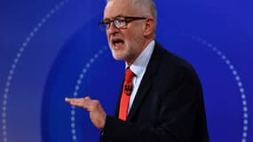 Jeremy Corbyn estime que la "taxation unitaire"  rapportera 6,3 milliards de livres (7,3 milliards d'euros) en 2023-24.
