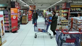 Le taux de privation matérielle et sociale des Français en hausse