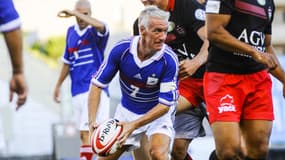 Didier Deschamps lors d'un match de rugby en 2015