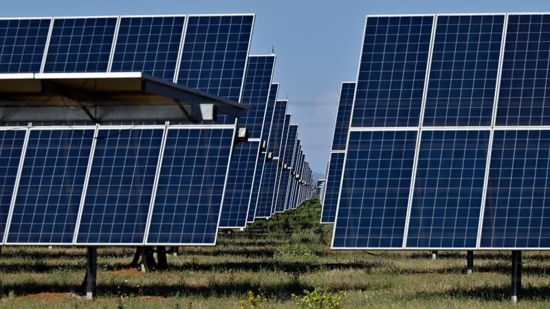 Doubs: une société chinoise va créer des centaines d’emplois en ouvrant une usine de panneaux solaires