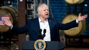 Le gouverneur du Minnesota, Tim Walz le 25 janvier 2024 à Superior, dans le Wisconsin.