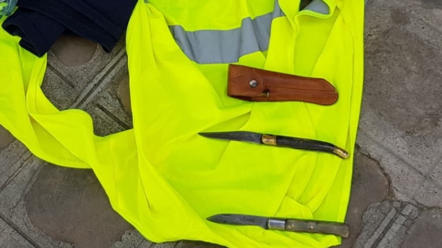 Des couteaux trouvés en amont de la manifestation parisienne des gilets jaunes