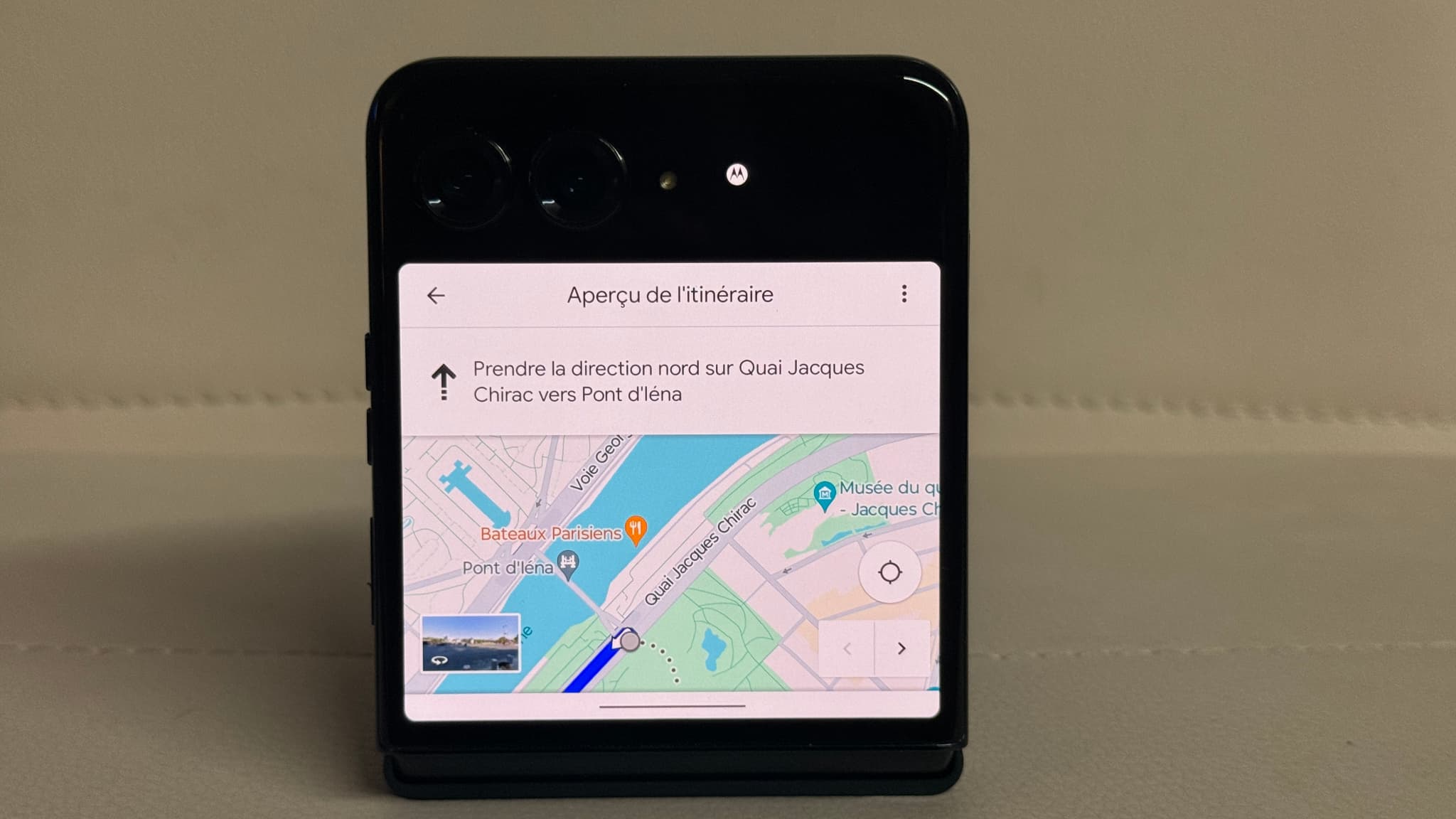 Toutes les applications peuvent s'afficher sur l'écran externe, mais certaines apparaissent avec des bandes noires