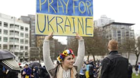 Manifestation contre la guerre en Ukraine à Seattle aux Etats-Unis, le 26 février 2022