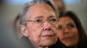 La ministre de l'Education Elisabeth Borne, à Longjumeau, le 6 janvier 2025 (ILLUSTRATION)