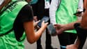 Un contrôle sanitaire à l'entrée du stade Geoffroy-Guichard, à Saint-Étienne le 8 août 2021