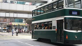 Un tram-train hong-kongais a déraillé et fait près de 50 victimes