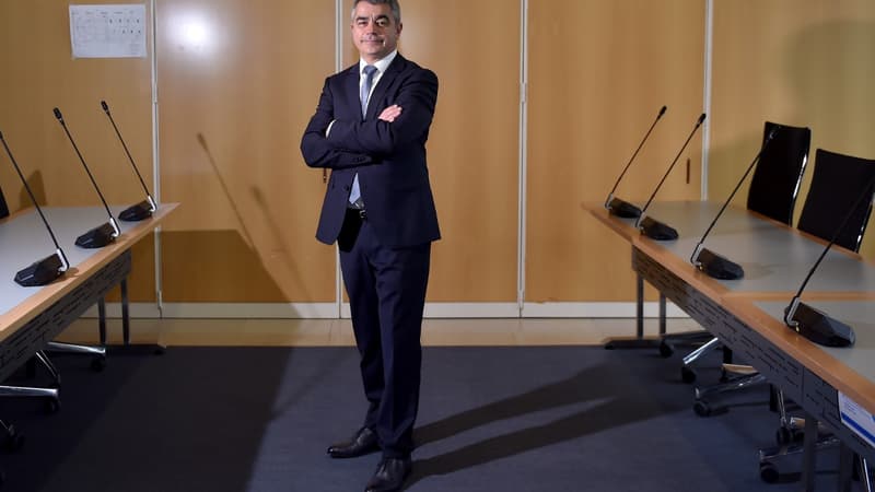 Le maire socialiste de Saint-Nazaine, David Samzun