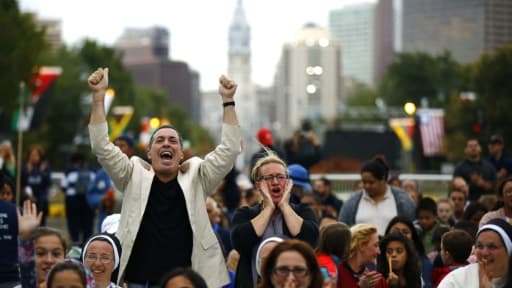 La foule des fidèles sur le passage du pape le 26 septembre 2015 à Philadelphie pour le "Festival des familles"