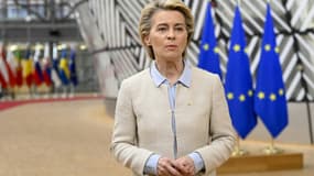 La présidente de la Commission européenne Ursula von der Leyen avant un sommet européen à Bruxelles, le 24 mai 2021