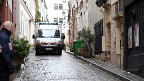 Une ambulance photographiée dans les rues de Paris le 30 janiver 2017 (image d'illustration)