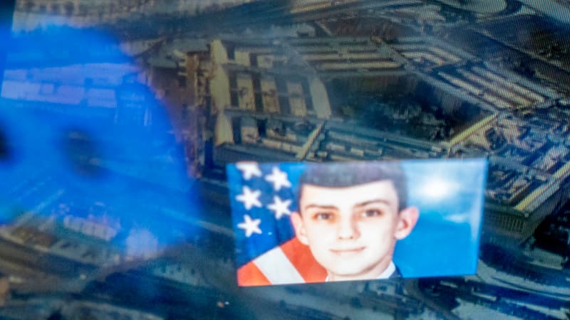 Le jeune militaire américain inculpé pour la fuite de documents secrets plaide non coupable