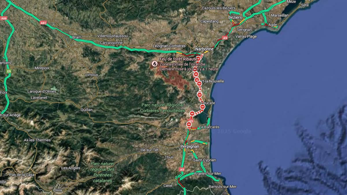 L'autoroute A9 avait été fermée mardi soir en raison de l'incendie dans l'Aude. L'autoroute A9 avait été fermée mardi soir en raison de l'incendie dans l'Aude.