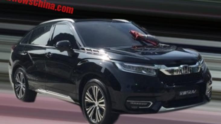 Moins impressionnant que le Concept D de l'an dernier, le U-RV en garde néanmoins l'allure. Moins impressionnant que le Concept D de l'an dernier, le U-RV en garde néanmoins l'allure.