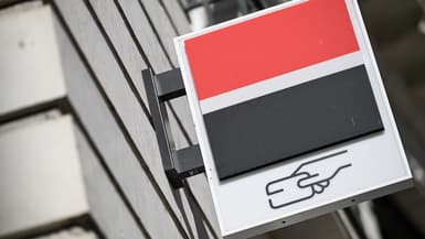 Cette photographie montre le logo de la banque Société Générale fixé à l'extérieur de la banque, à Nantes, dans l'ouest de la France, le 4 juillet 2024. (Illustration)