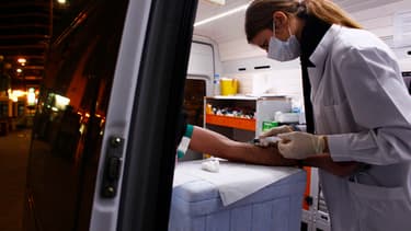 « Ce sont principalement les consommateurs de drogue par voies intraveineuses qui sont touchés », explique l’association "Aides".