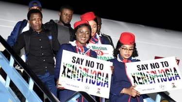 Allen Ifechukwu Athan Onyema, qui a fondé Air Peace en 2013, s'est fait bien voir des Nigérians récemment en rapatriant d'Afrique du Sud des centaines de compatriotes victimes d'une vague de violence xénophobe, en août et début septembre.