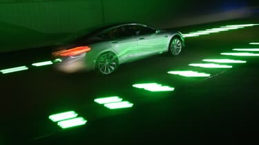 Tesla cherche à faire installer des stations de recharge un peu partout.