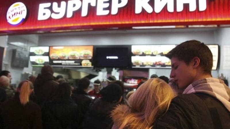 Burger King, Accor, Marks & Spencer... Pourquoi certains groupes n'arrivent pas à quitter la Russie