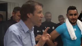 Rudi Garcia et Dimitri Payet dans le vestiaire