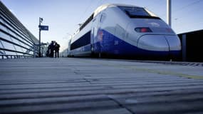 La Cour des comptes juge le réseau ferroviaire grande vitesse français peu cohérent et trop coûteux. 