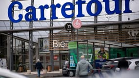 Un hypermarché Carrefour à Saint-Herblain, près de Nantes, le 13 janvier 2021