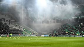 Les policiers ont essuyé des jets de projectiles des supporters marseillais