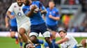 Noa Nakaitaci avec les Bleus