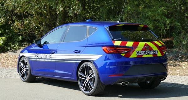 La Seat Leon Cupra de la gendarmerie