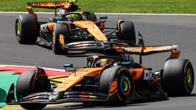 Les McLaren d'Oscar Piastri et Lando Norris sur le circuit de Spa-Francorchamps le 26 juillet 2025