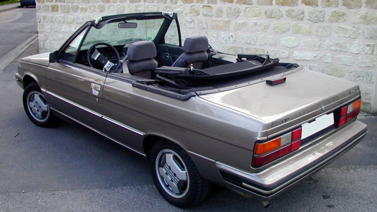 La Renault Alliance en version cabriolet.
