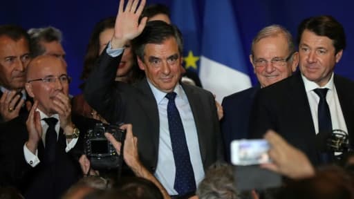 François Fillon, entre Eric Ciotti et Christian Estrosi lors d'un meeting le 11 janvier 2017 à Nice. (Photo d'illustration)