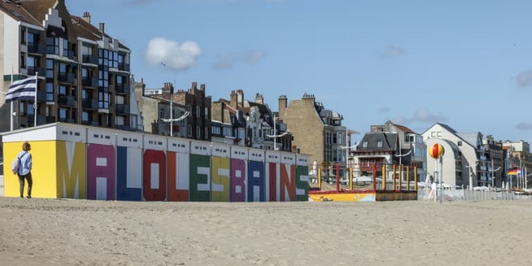 La plage de Malo-les-Bains à Dunkerque dans le Nord, le 25 juillet 2023