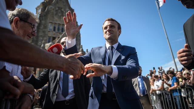 Emmanuel Macron devrait obtenir largement la majorité absolue.