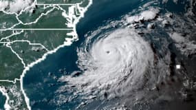 Le 10 juillet, l'ouragan Chris s'approche des côtés américaines.