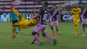 Diego Ramirez qui effectue son retourné