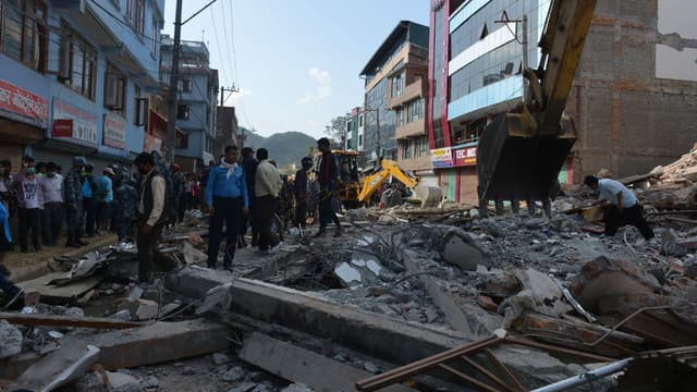 Le Quai d'Orsay a activé un numéro d'urgence suite au séisme qui a touché le Népal le 12 mai