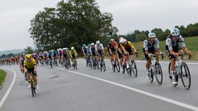 Le peloton de la Vuelta lors de la 2e étape, le 24 août 2025.