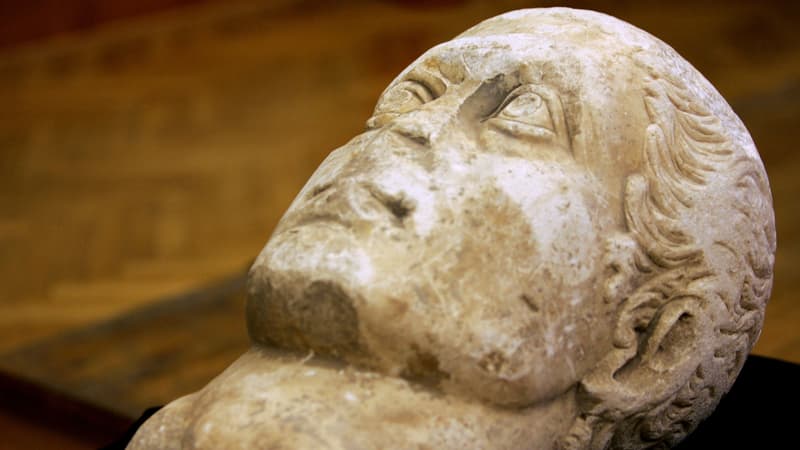Un marbre représentant l'empereur Constantin, découvert en 2005 à Rome
