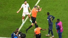 L'arbitre néo-zélandais Matthew Conger lors du match France-Tunisie, le 30 novembre 2022
