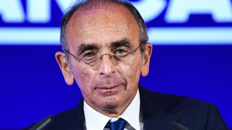 Le candidat d'extrême droite à la présidentielle Eric Zemmour lors d'un meeting à Saint-Quentin (Aisne), le 14 janvier 2022